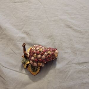 Decorative Grape Cluster Ornament